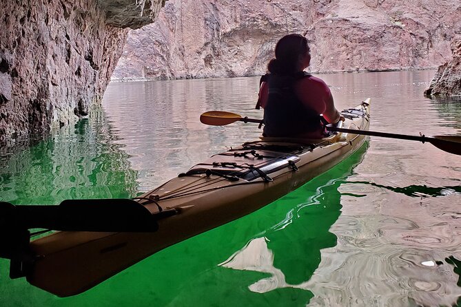 Emerald Cave Deluxe Kayak Tour with Catered Lunch & Guide - Practical planning for a smooth morning