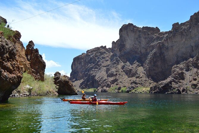Emerald Cave Kayak Tour with Lunch & Las Vegas Shuttle Option - A beach lunch with no facilities