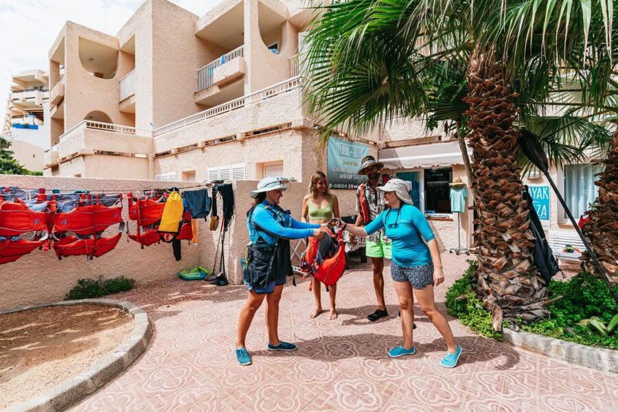 Es Figueral: Guided Kayaking and Snorkeling Tour - Key points at a glance