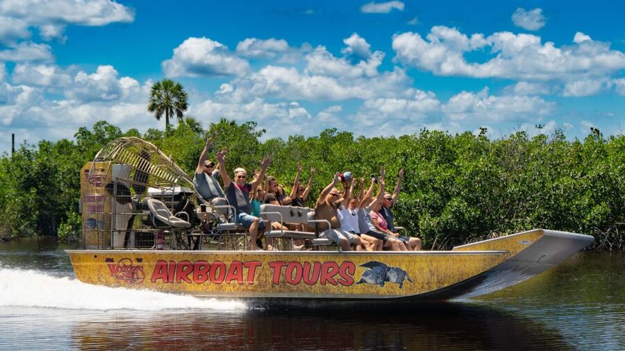 Everglades City: Guided Kayaking Tour and Airboat Ride - Why this Everglades combination works
