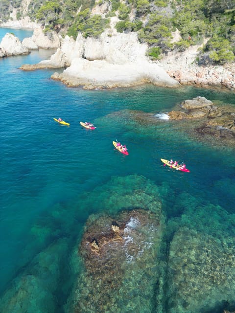 EXCURSION GUIADA EN KAYAK - INICIACIÓN 1h 15m - The natural pool and clear water