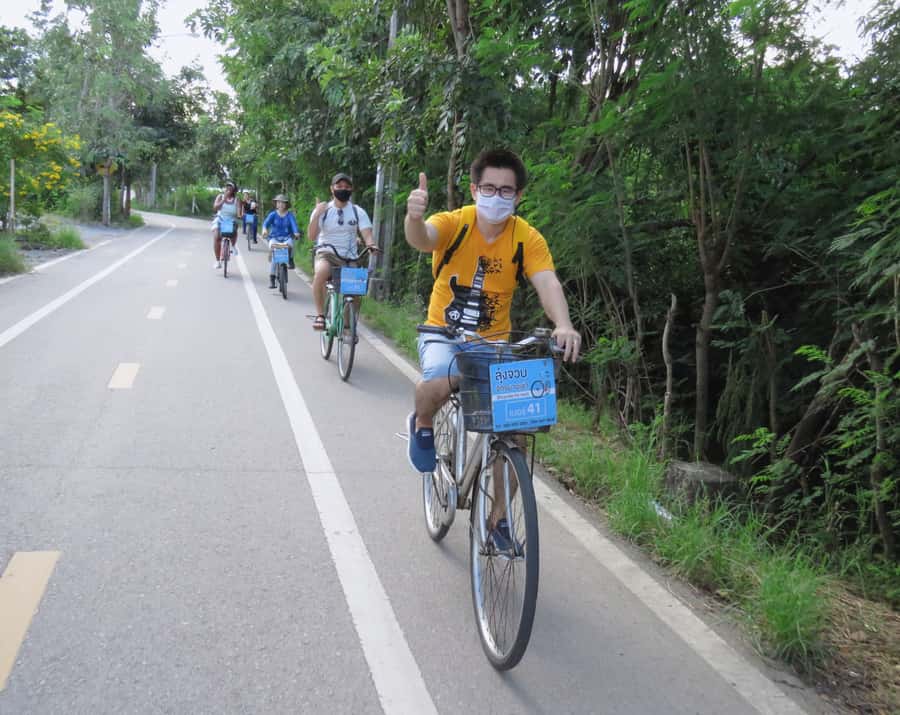 Explore Bangkok jungle by bike, kayak & boat - small group - Meeting at BTS Bangna and crossing the river