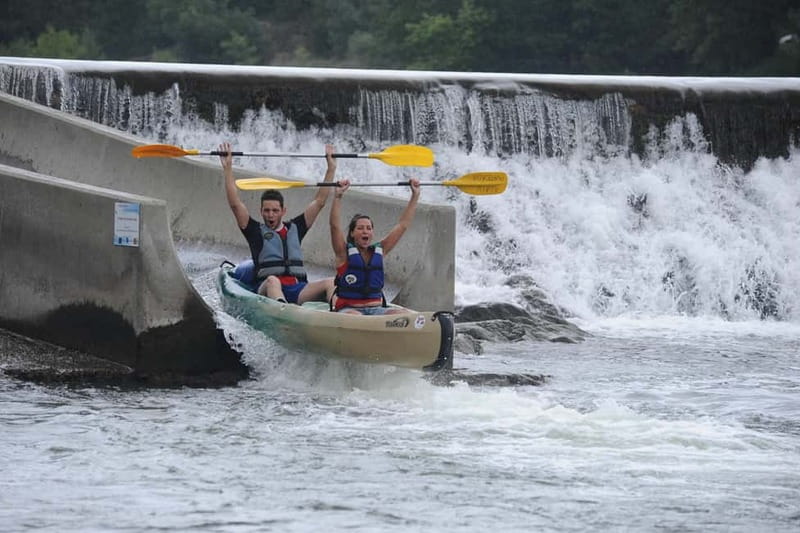 Family Canoe/Kayak Trip on the Ardèche: 3 hours - about 12 km - A gentle Ardèche outing with enough action