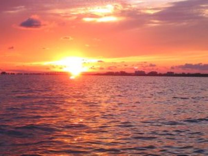 Fort Myers: Guided Sunset Kayaking Tour through Pelican Bay - Wildlife Watching in Pelican Bay