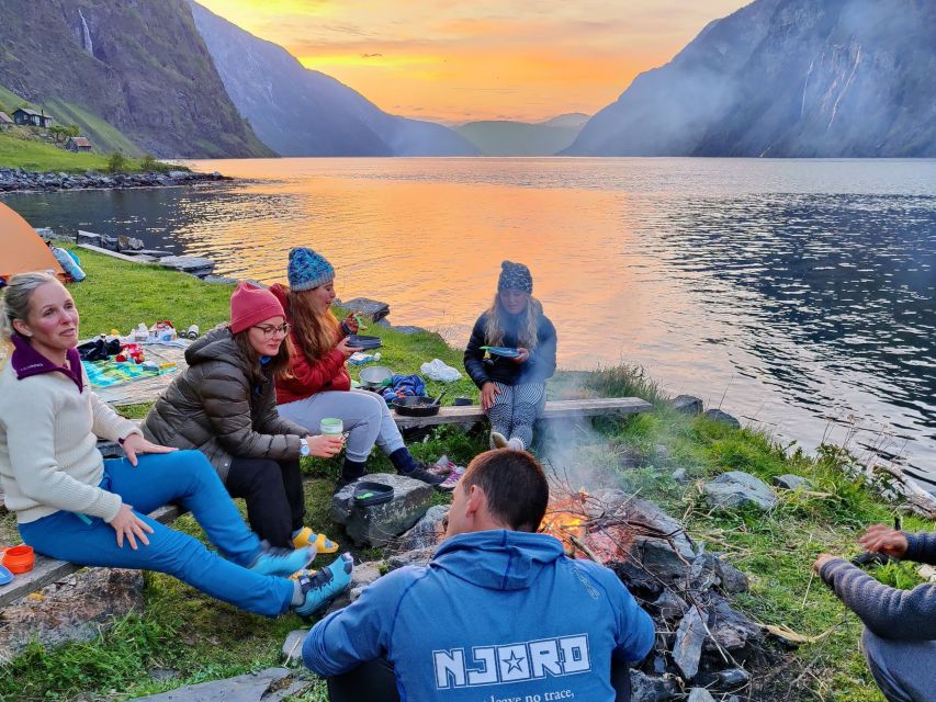 From Flåm: Nærøyfjord 3 Day Kayaking and Camping Tour - FAQ