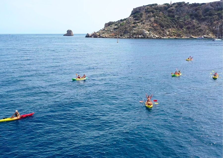 From L'Estartit: Sea Kayaking Tour to the Medes Islands - Seven islands and a protected sea