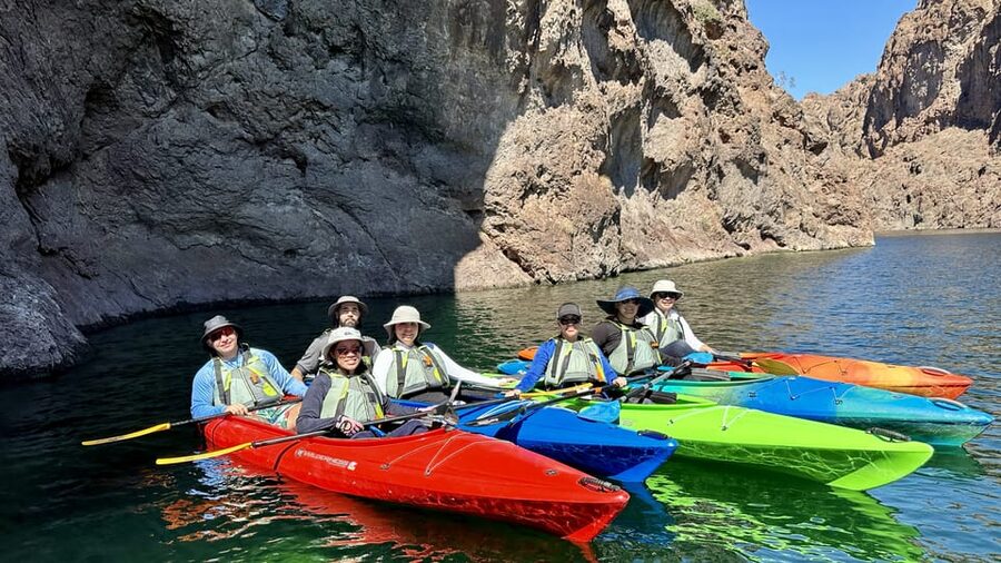 From Las Vegas: Kayak Rental to Emerald Cave Colorado River - The short hike to the canyon overlook