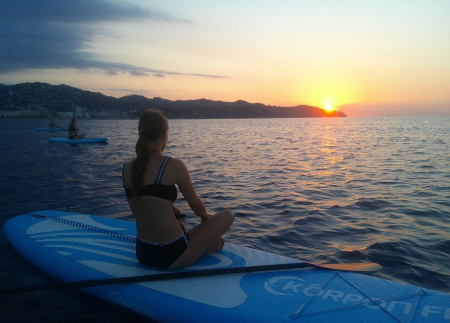 From Lloret de Mar: Fenals Beach Sunrise Kayaking Tour - Learning the basics before you paddle