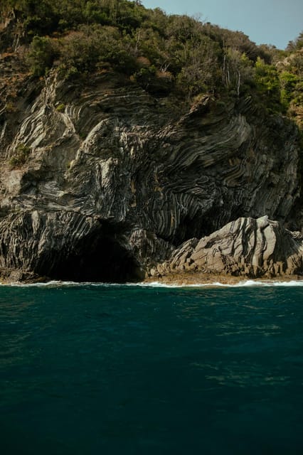 From Monterosso to Vernazza: Guided Cinque Terre Kayak Tour - Gear, swimming and fitness