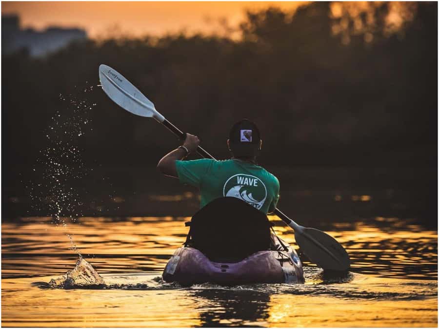 From Muscat: Al Qurum Beach Sunset Kayaking Experience - Key points at a glance