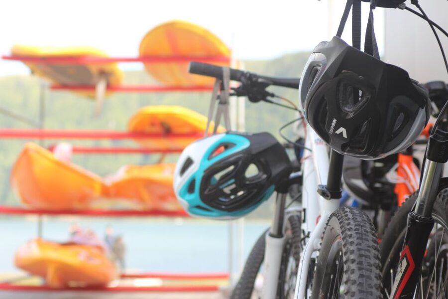 From Ponta Delgada: Sete Cidades Jeep, Bike, & Kayak Ride - Guides and the small-group feel
