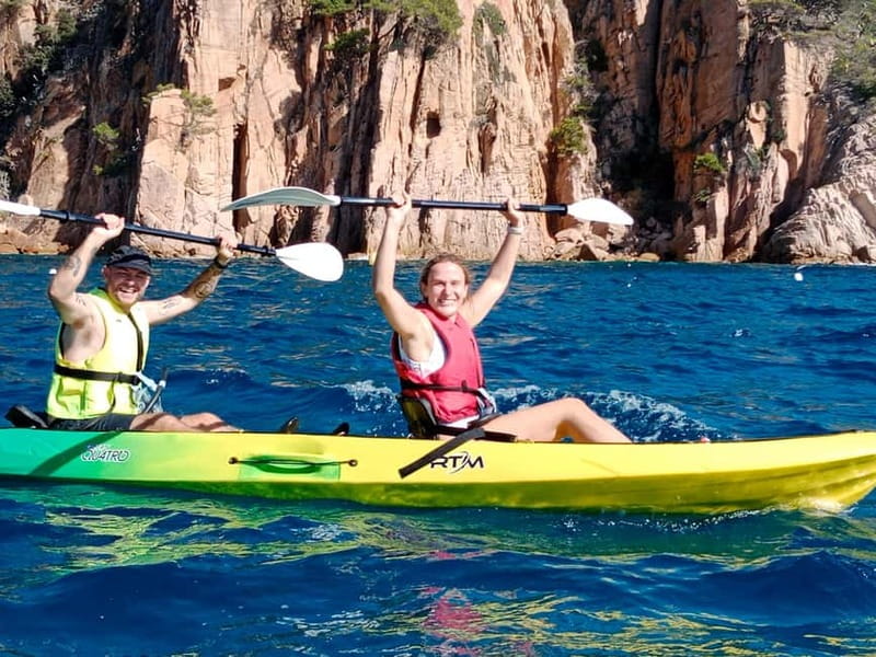 From Sant Feliu de Guíxols: Kayak and Snorkel in Costa Brava - Key points at a glance