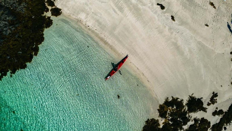 From Svolvær: Lofoten Guided Kayak Experience - Seeing Lofoten from a sea kayak