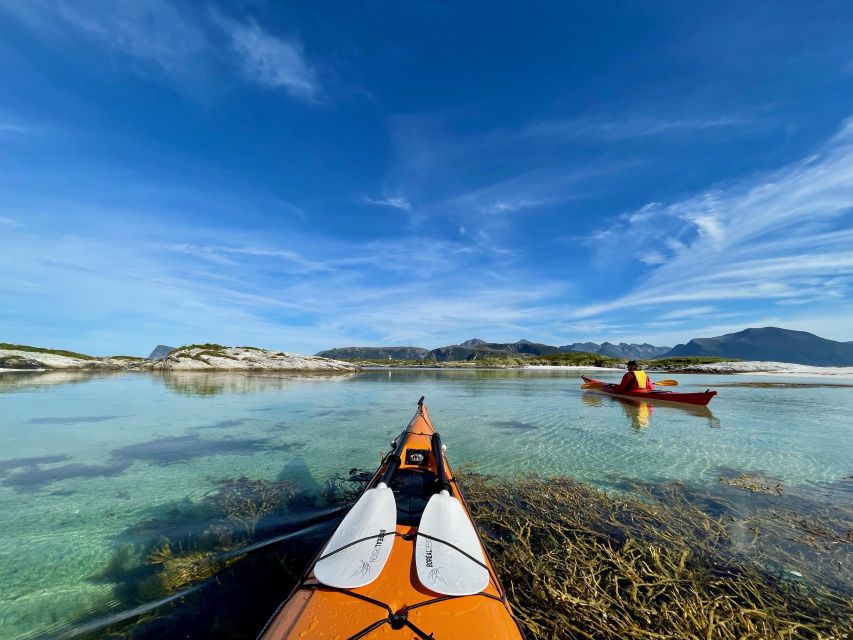 From Tromsø: Kayak trip with lunch and sauna at Sommarøy - A white beach break, with an Arctic swim option