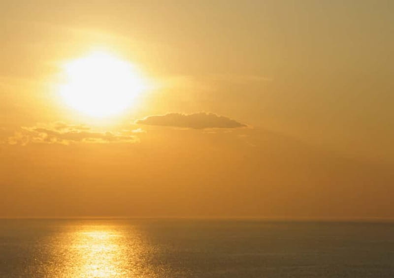 From Tromsø: Sommarøy Midnight Sun Sea Kayaking Tour - Who will enjoy this most?
