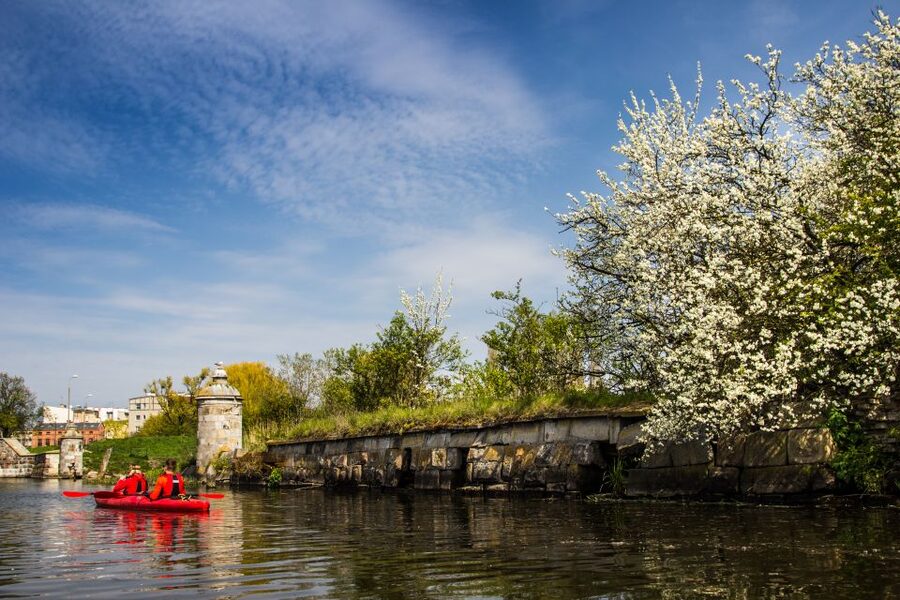 Gdańsk: Islands and Canals Private Kayak Tour - What the $47 price gets you