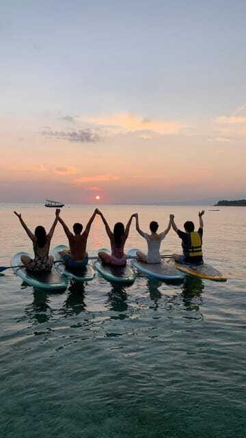 gili sunrise Stand-up paddle boarding or kayaking (droneshot - What the drone photos are really worth