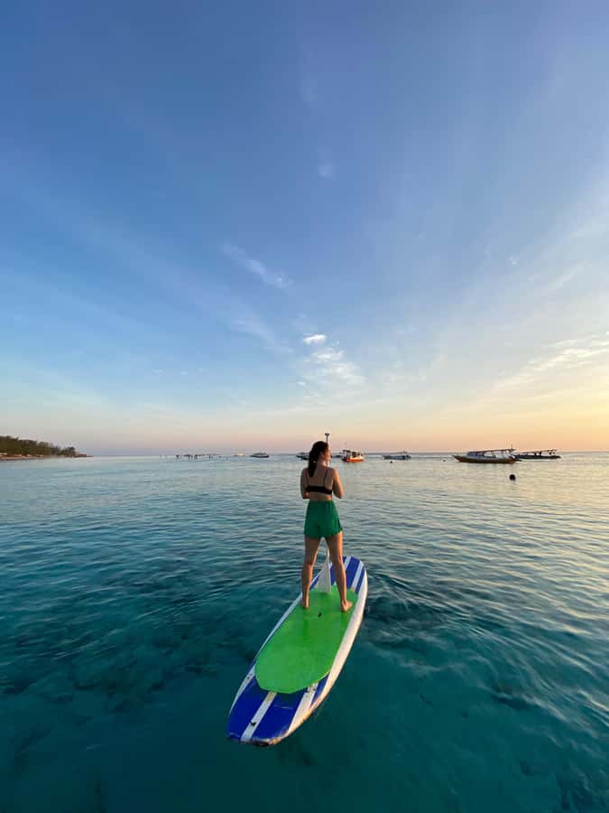 Gili SUP Or Kayak With Drone Shoot . Daylight Or Sunrise - Key points to know before booking