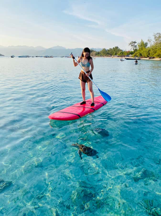 Gili SUP Or Kayak With Drone Shoot . Daylight Or Sunrise - Paddling over Gili Trawangan coral