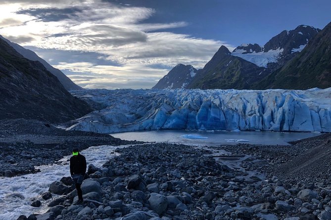 Glacier Blue Kayak & Grandview Tour - The Alaska Railroad Route to Grandview