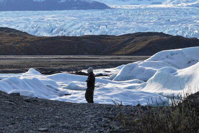 Glacier Blue Kayaking – Knik Glacier Day Tour from Anchorage - Guides who add value beyond the route