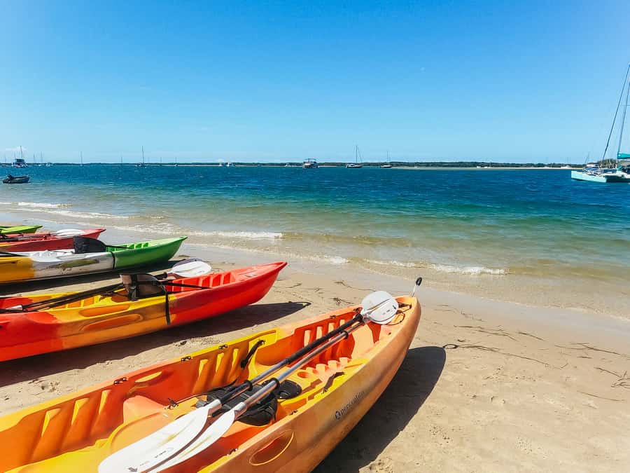 Gold Coast: Wave Break Island Kayaking & Snorkeling tour - A beach snack with skyline views
