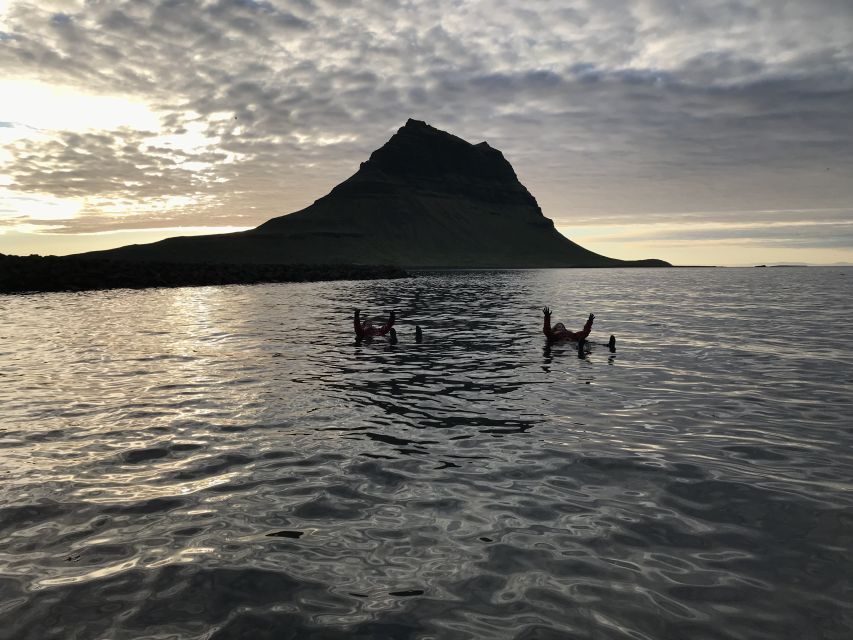 Grundarfjörður: Midnight Sun Kayaking Adventure - The midnight sun, with realistic expectations
