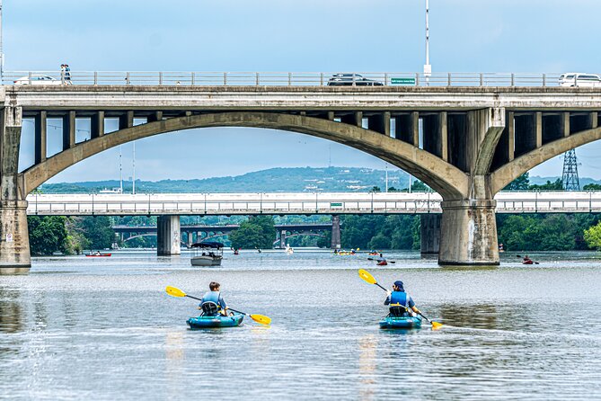 Guided Downtown Skyline Kayak Tour in Austin - What the guide adds to the paddle