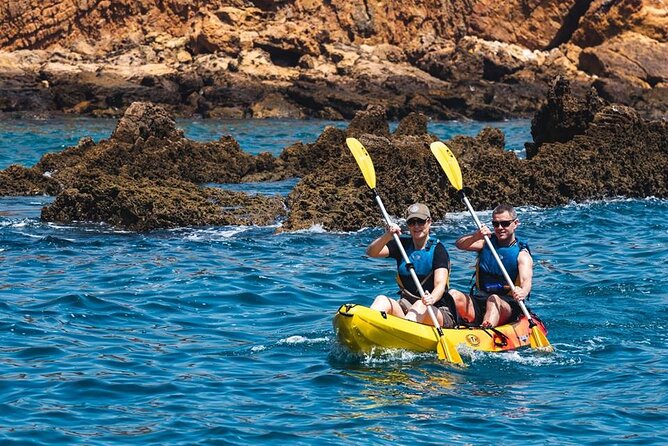 Guided Kayak Tour: Exploring Benagil Caves - How busy is Benagil Cave?