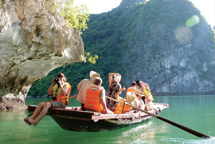 Ha Long 1 Day Luxury Small Group & Kayaking - Why This One-Day Ha Long Bay Trip Works