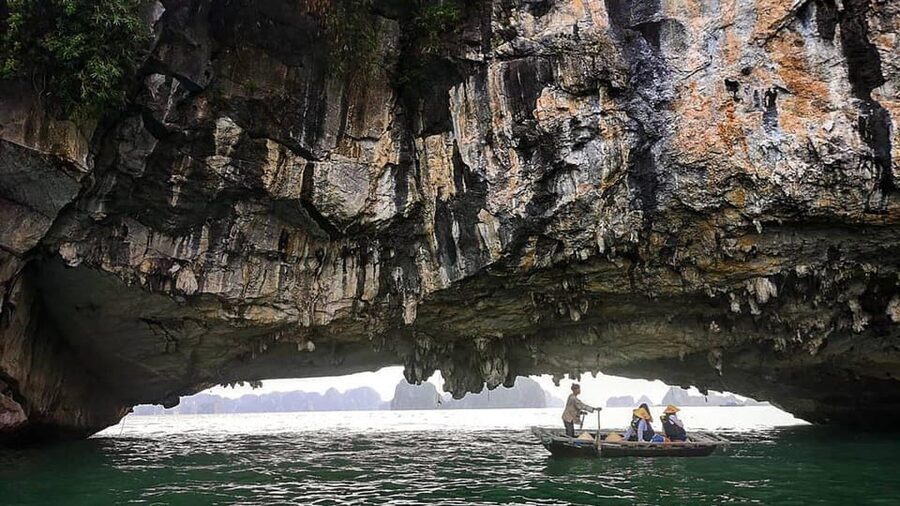 Ha Long 1 Day Luxury Small Group & Kayaking - Who Will Enjoy This Day Cruise?