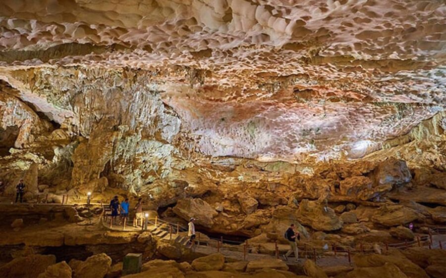 Ha Long 1 Day Luxury Small Group & Kayaking - Walking Through Sung Sot Cave