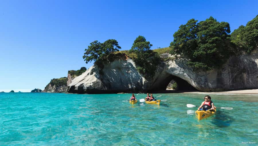 Hahei: Cathedral Cove Kayak Tour - Refreshments included - Time at Cathedral Cove