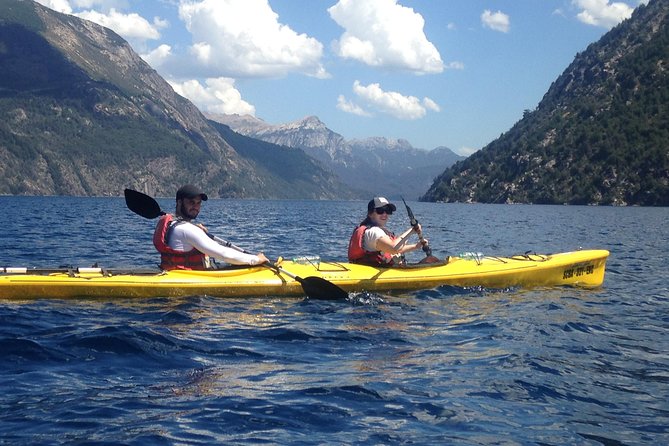Half a day of kayaking on the Nahuel Huapi lake in private service - Why kayaking gives you Bariloche’s best views
