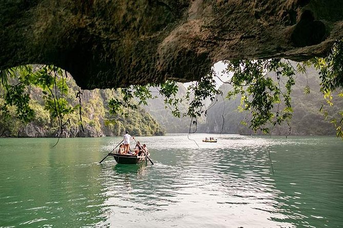 Halong Bay 2D1N BEST CRUISES All-Inclusive: Transfer, Meals, Kayak, Cave, Island - Who should book this cruise?