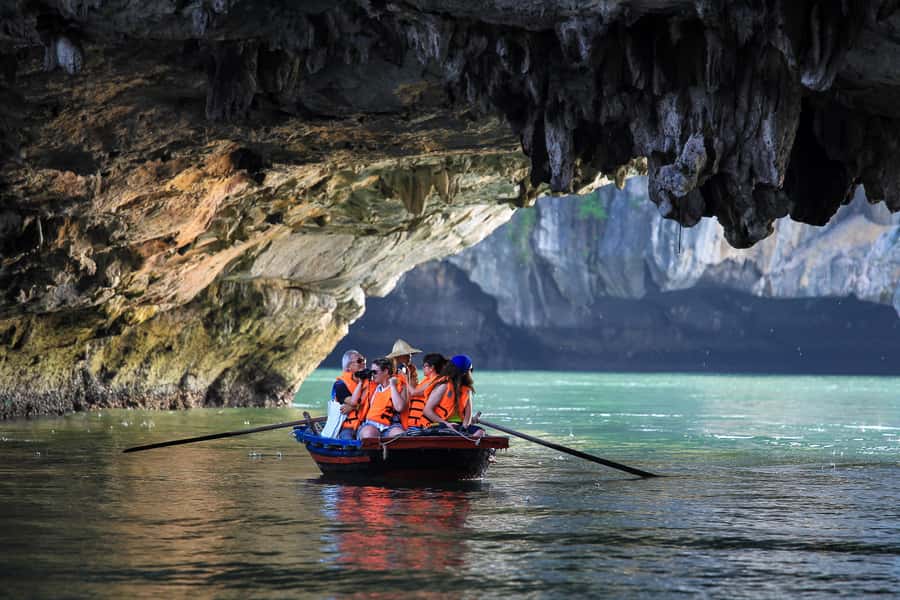 Halong Bay: Day Cruise with Caves, Kayaking & Sunset Party - What this Halong Bay day trip is really like