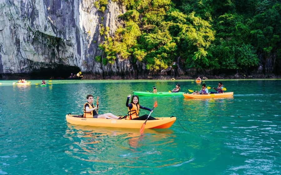 Halong Bay: Day Cruise with Caves, Kayaking & Sunset Party - Which guide can make the day better