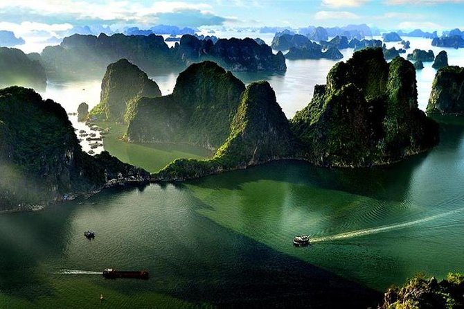 Halong Bay Day Tour: Visit Cave Island Kayaking Swimming Lunch - Hang Luon by kayak or bamboo boat
