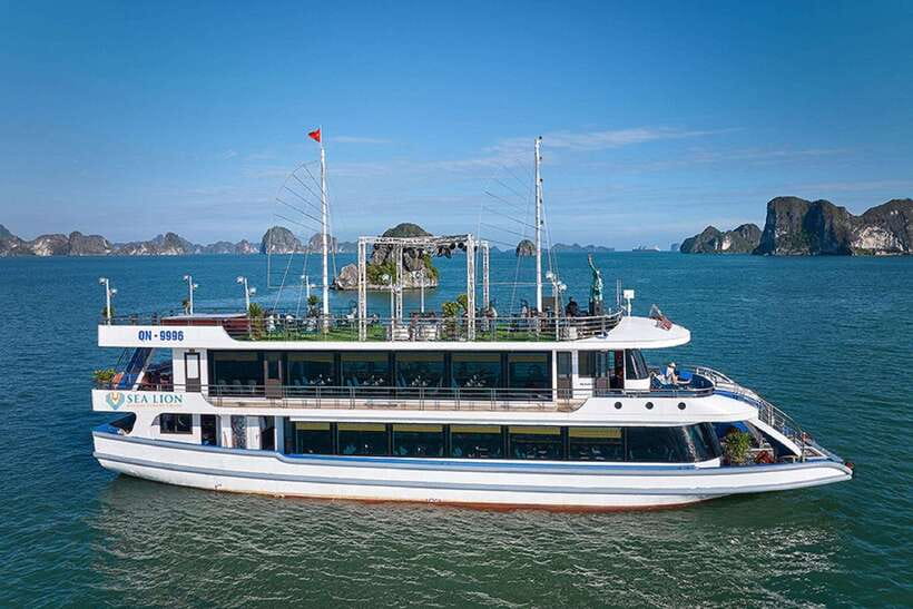 Hanoi: Full-Day Halong Bay 5-star Cruise with Kayak & Buffet - Leaving Hanoi by highway