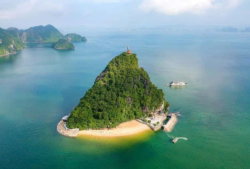 Hanoi-Ha Long 1D: Caves, Islands, Kayak, Lunch & Small Boat - What to pack for this particular day