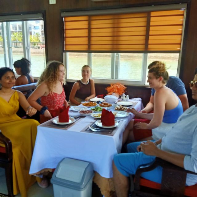 Hanoi: Roundtrip Halong Bay Islands, Caves, Kayaking & Lunch - What the $44 price really buys you