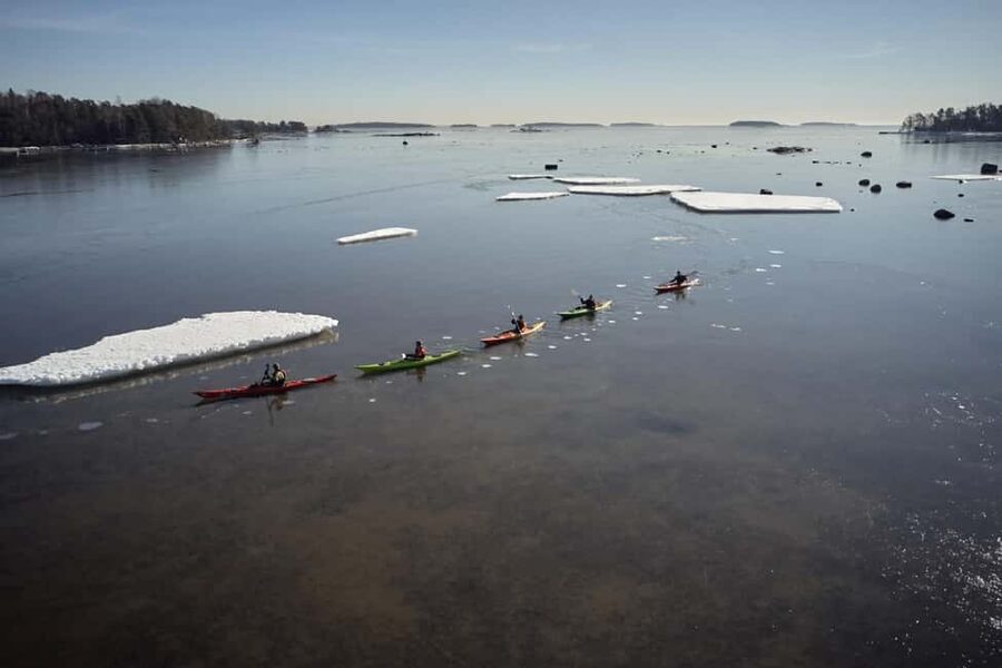 Helsinki: Winter Kayaking in Eastern Helsinki Archipelago - Key points to know before booking