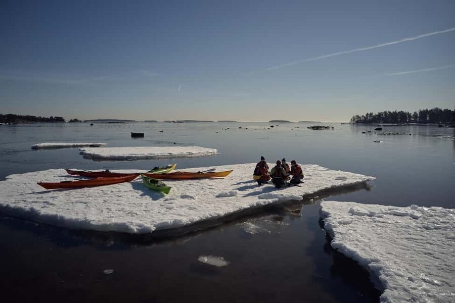 Helsinki: Winter Kayaking in Eastern Helsinki Archipelago - The equipment package and what you still need