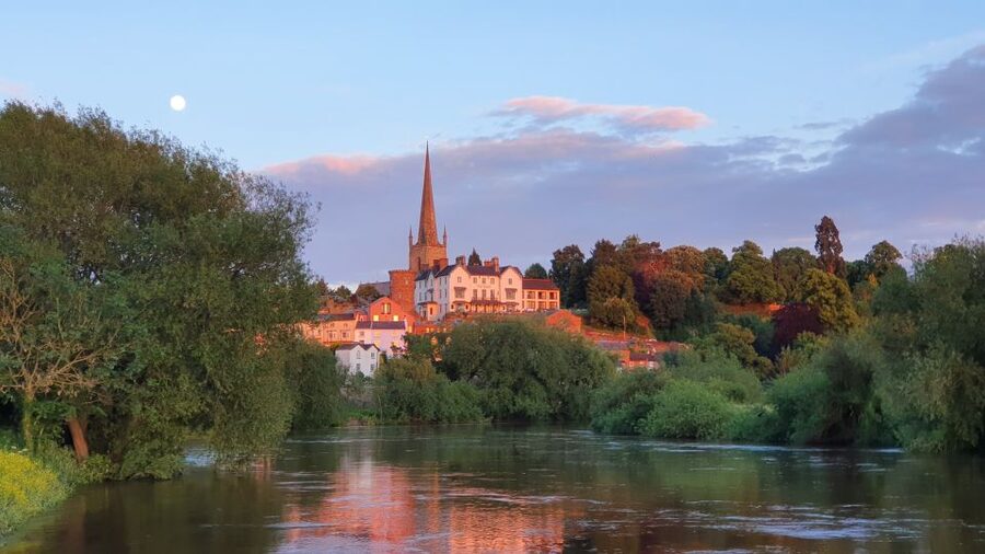 Herefordshire: River Wye Half day unaccompanied canoe trip - Should you book the River Wye canoe trip?