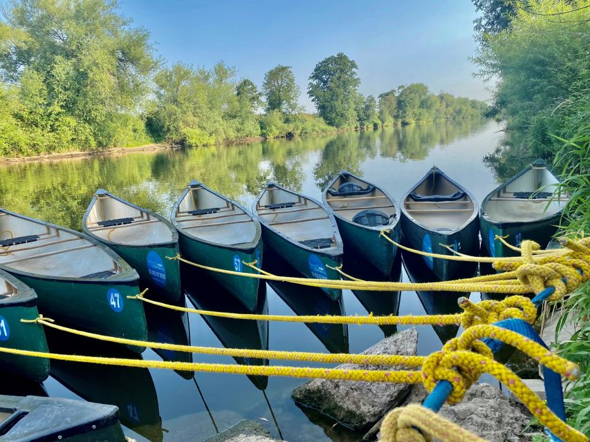 Herefordshire: River Wye Half day unaccompanied canoe trip - The 15-minute transfer to the river