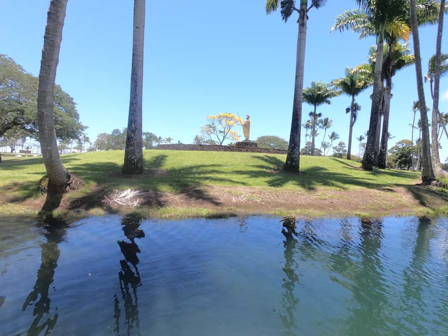 Hilo: Wailoa River to King Kamehameha Guided Kayaking Tour - A quiet start on Wailoa River