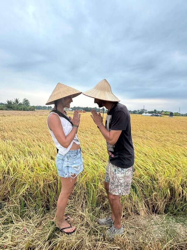 Ho Chi Minh City: 2-Day Bike & Kayak Mekong Delta Tour - An evening at the family homestay