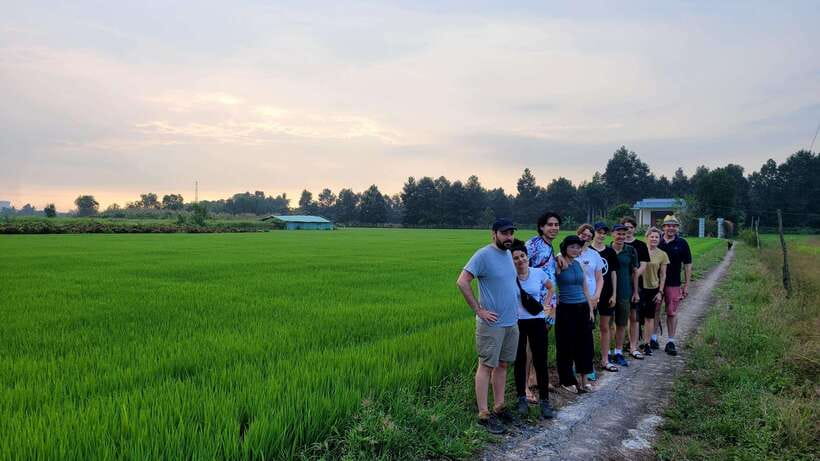 Ho Chi Minh City: 2-Day Bike & Kayak Mekong Delta Tour - Sunrise bicycles, market coffee, and breakfast