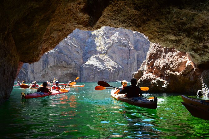 Hoover Dam & Hot Springs Kayak Tour with Lunch & Expert Guide - Wildlife and scenery along the river