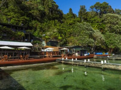 Hot Pools Kayak & Evening Barbecue